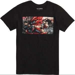 Wonder Woman Kicks Superman T-Shirt